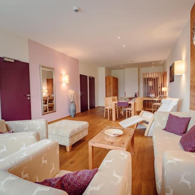 Narzissen Vital Resort Bad Aussee - Suite mit 2 Schlafzimmern und Bergblick - 4