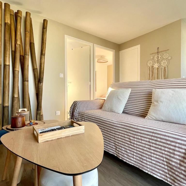Le Chalet Sunset - Three-Bedroom House - 7