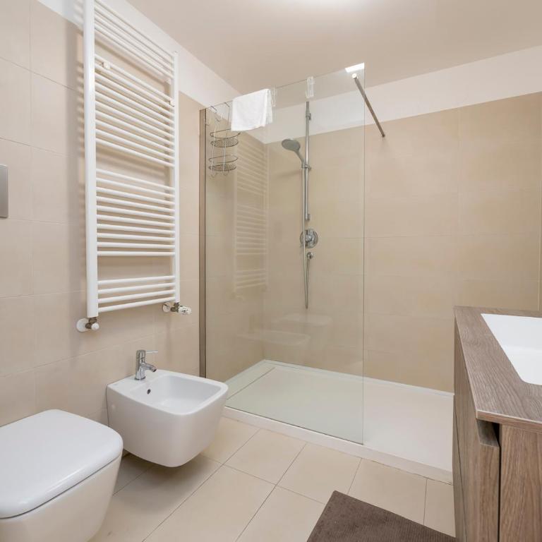 Metro 5 Lussuoso appartamento con posto auto - Appartamento con 1 Camera da Letto e con Giardino - 29