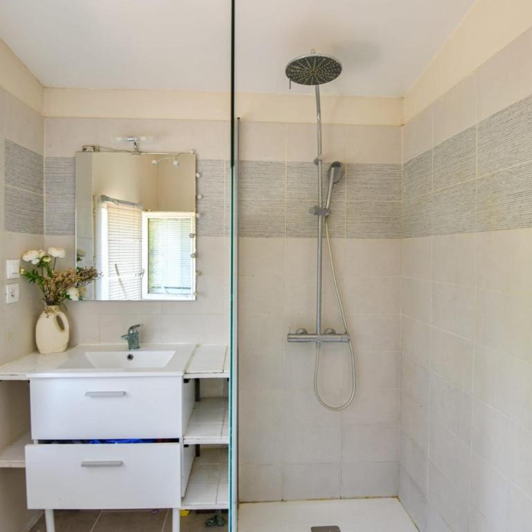 Maison avec terrasse & parking - Chartreux - Ferienhaus - 13