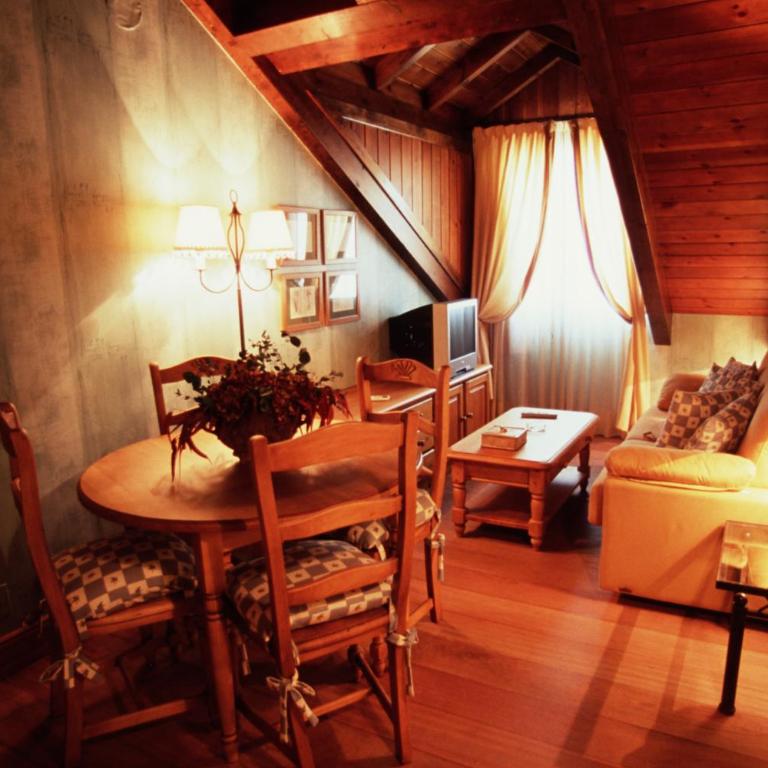 Hotel Pradas Ordesa - Habitación Familiar - 23