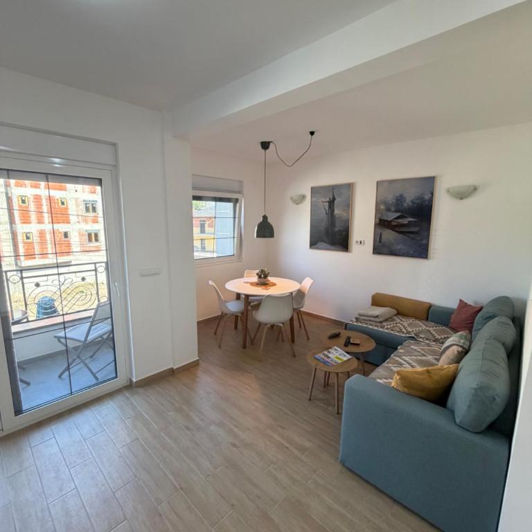 Apartmani Central 9 & Free parking garage - Apartman sa 1 Spavaćom Sobom - 1