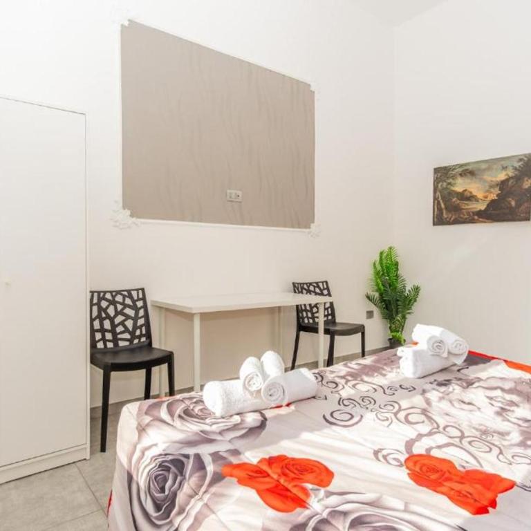 Vico Casanova with Terrace - Two-Bedroom Apartment - 18