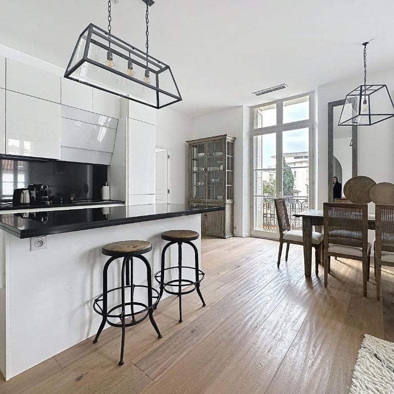 Beautifully renovated 3 bedroom apartment in the heart of Cannes - Apartamento de 3 dormitorios - 7