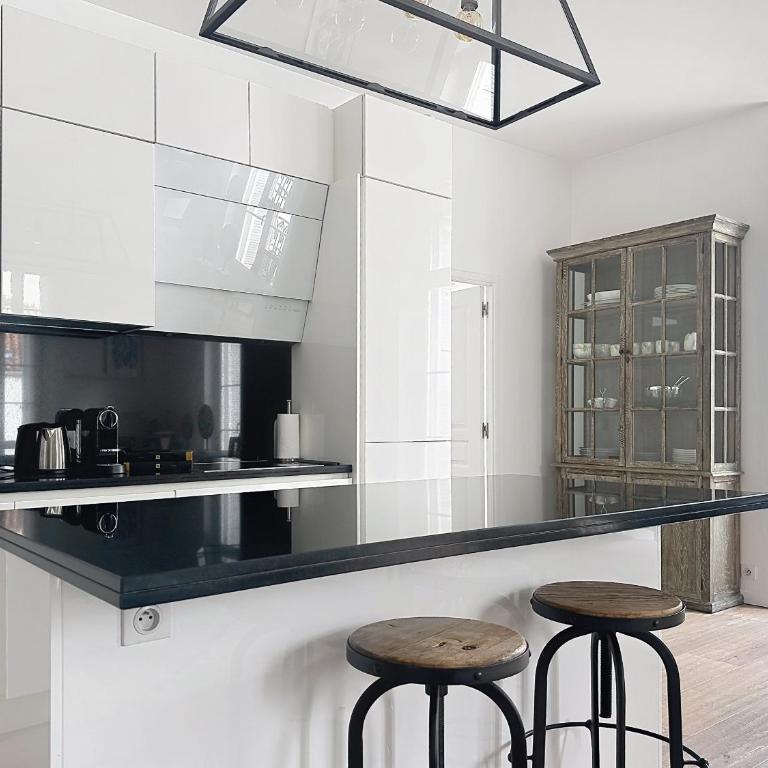 Beautifully renovated 3 bedroom apartment in the heart of Cannes - Apartamento de 3 dormitorios - 9