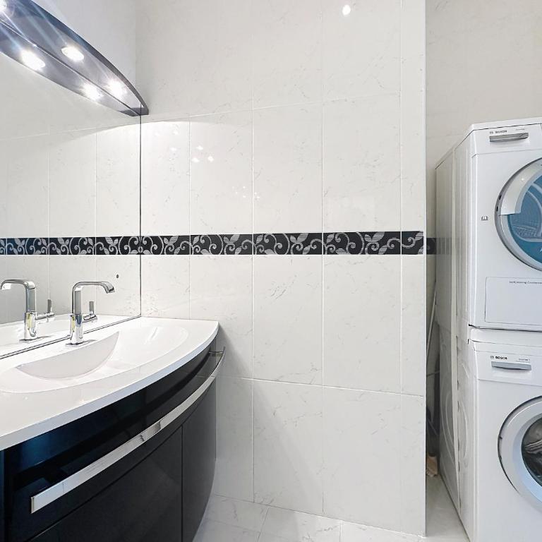 Beautifully renovated 3 bedroom apartment in the heart of Cannes - Apartamento de 3 dormitorios - 6