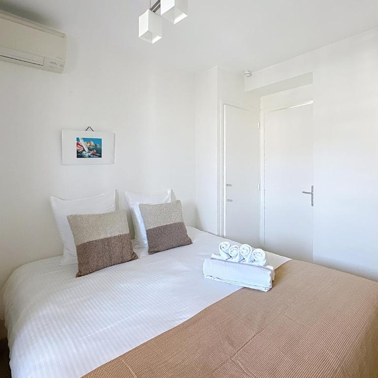 Beachfront 2-bedroom apartment with balcony - Appartement 2 Chambres avec Balcon et Vue sur la Mer - 13