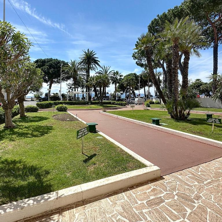 Beachfront 2-bedroom apartment with balcony - Appartement 2 Chambres avec Balcon et Vue sur la Mer - 22