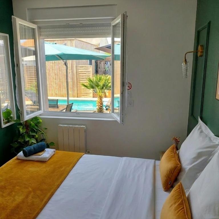 Chambres d'hôtes "Chez Lyly et Juju" Piscine&Sauna Parking Gratuit - Chambre Double avec Salle de Bains Privative - 15