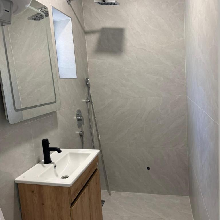 Apartments TAMI - Apartman sa 1 Spavaćom Sobom - 1