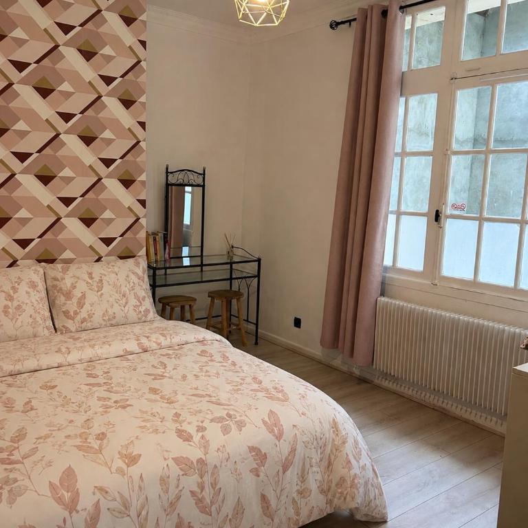 Larcadian - One-Bedroom Apartment - 4