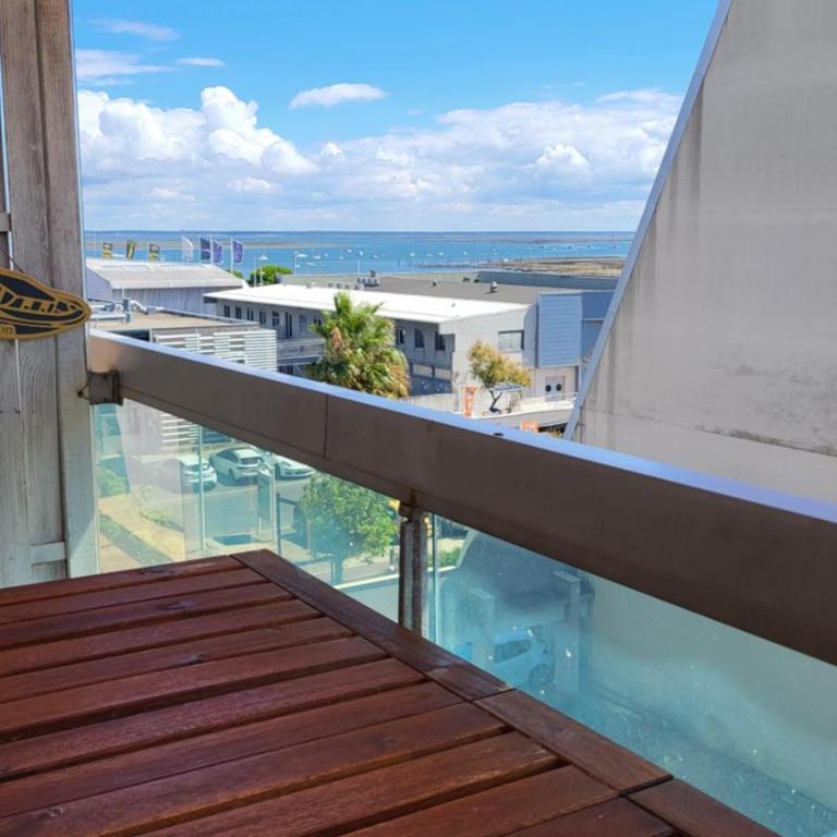 Studio belle vue, calme, balcon et parking - Apartment mit 1 Schlafzimmer - 6