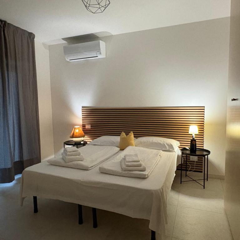 2 camere, 2 bagni e parcheggio, vicino al centro - Appartamento con 2 Camere da Letto - 1