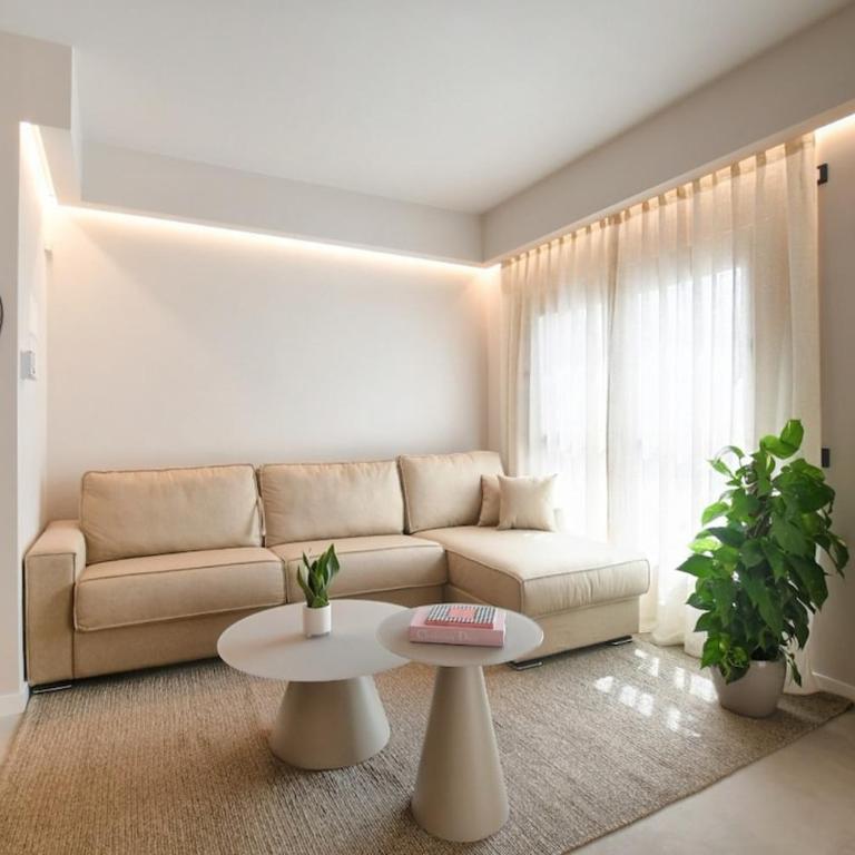 iFlat Almeyda Apartment theatre view - Deluxe Apartment - 12