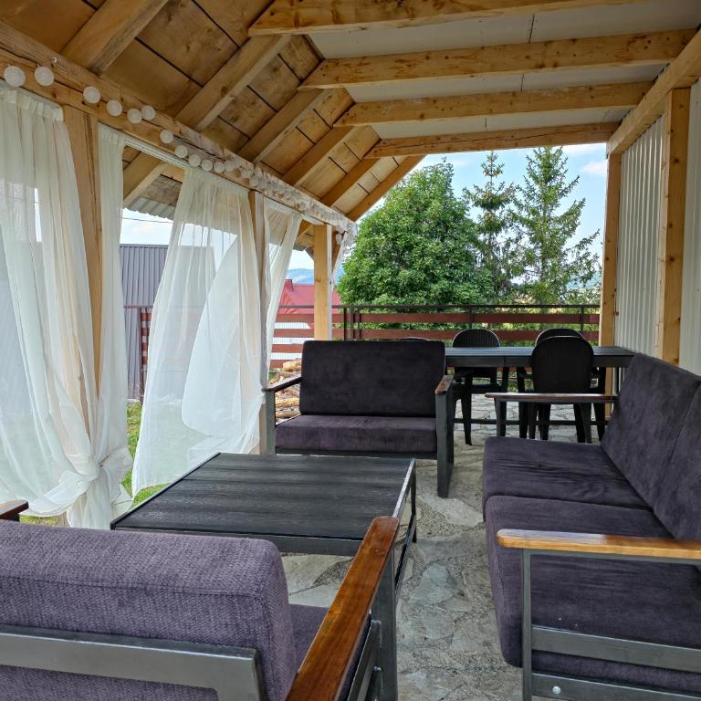 Mountain Peace Cottage - Three-Bedroom House - 5