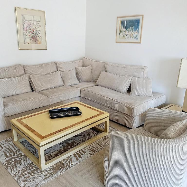 2 bedroom apartment with parking 3 mins from La Croisette beach - Appartement 2 Chambres avec Balcon - 6
