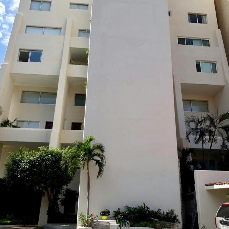 Apartamento Frente al Mar en Acapulco Diamante con Vista Espectacular - Three-Bedroom Apartment - 12