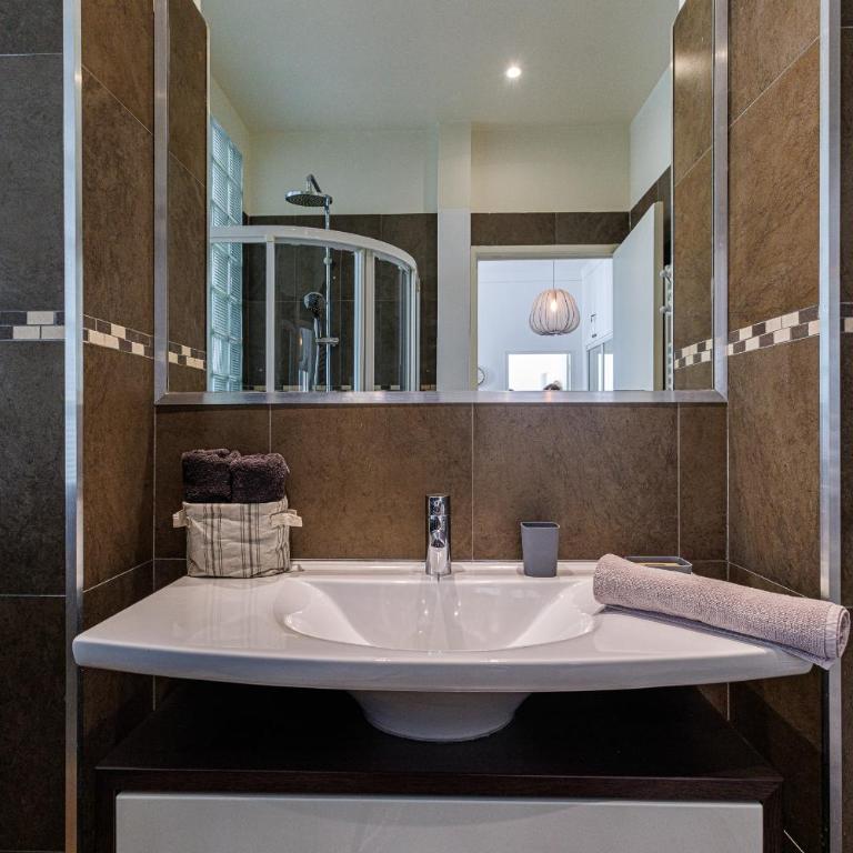 FEEL HOME - Deroulede - Appartement 2 Chambres Deluxe - 41