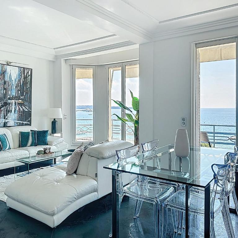 Stunning 2 bedroom flat with sea view on Croisette - Appartement - Vue sur Mer - 1