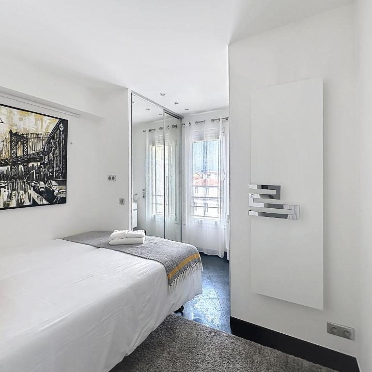 Stunning 2 bedroom flat with sea view on Croisette - Appartement - Vue sur Mer - 23