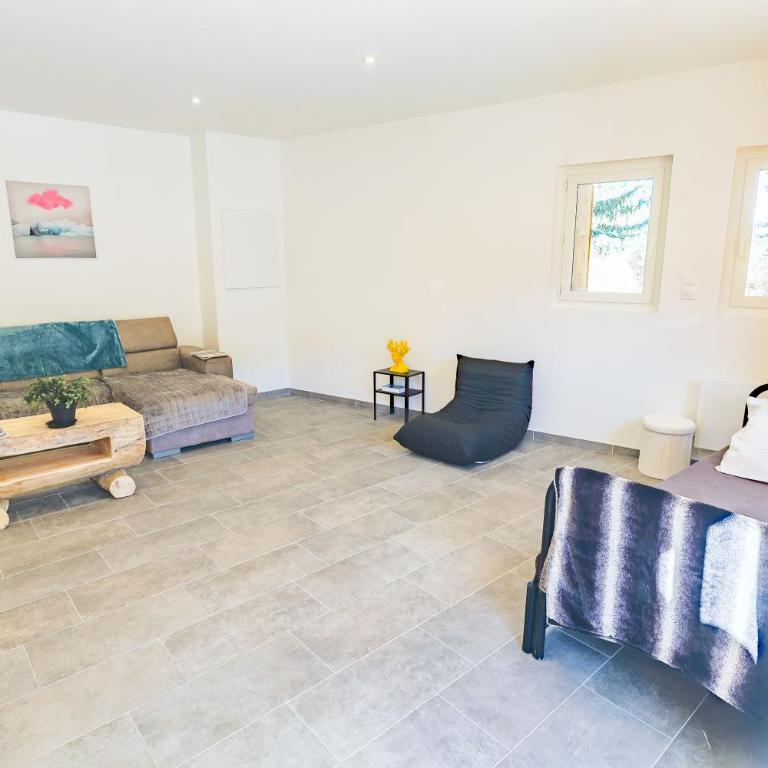 Résidence La Mayt - Two-Bedroom Apartment - 10