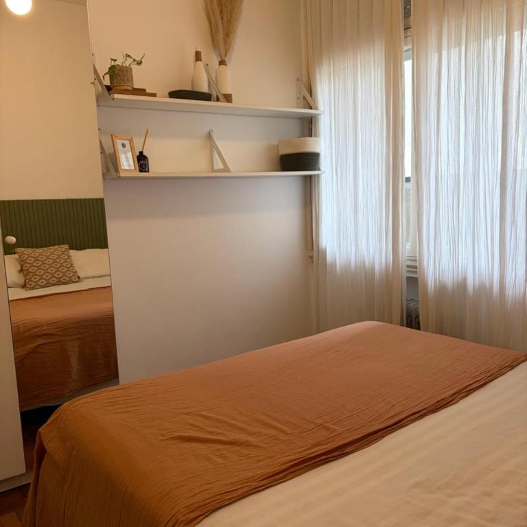 Departamento de 3 dormitorios amplio y luminoso en recoleta - Three-Bedroom Apartment - 18