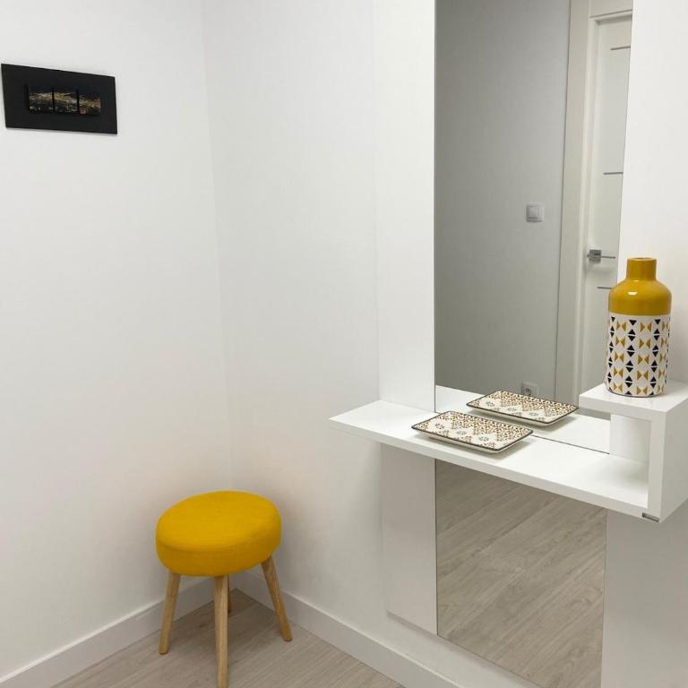 The Park Lounge - Elegant Live-Work Apartment by Park - Room #1713714001 - 45
