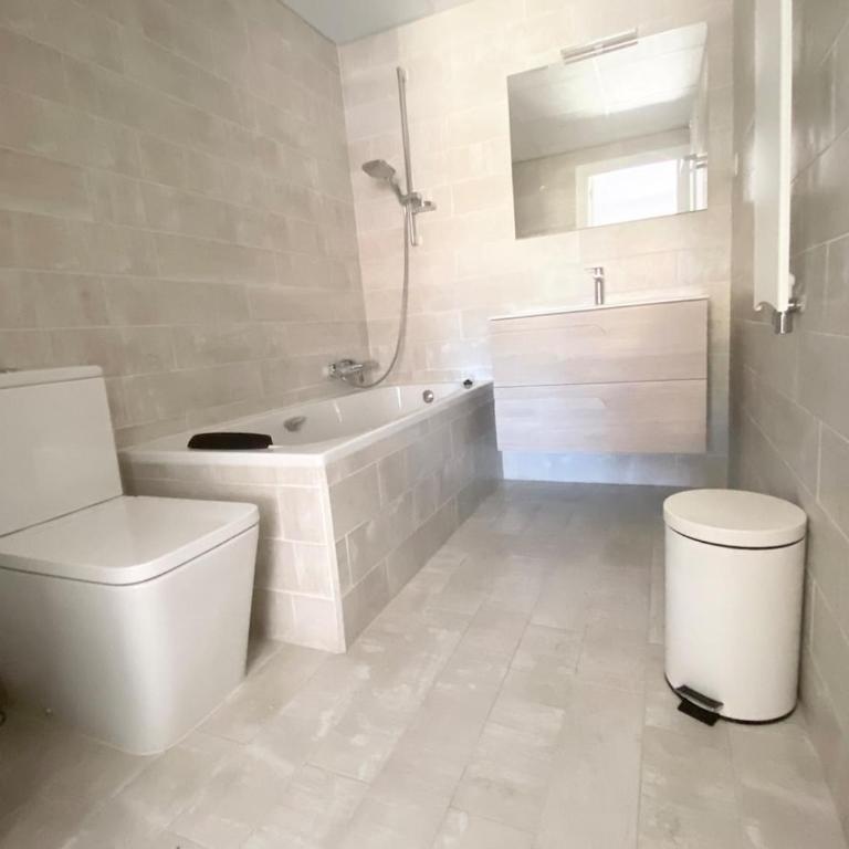 The Park Lounge - Elegant Live-Work Apartment by Park - Room #1713714001 - 23