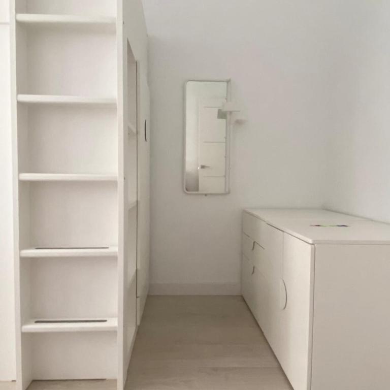 The Park Lounge - Elegant Live-Work Apartment by Park - Room #1713714001 - 36