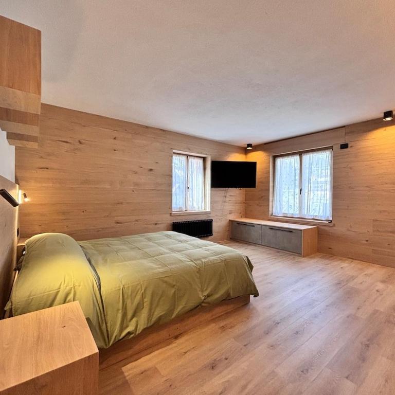 - Room #1713718701 - 11