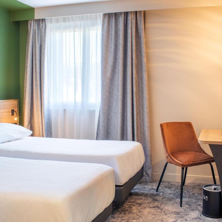Brit Hotel Cahors Centre - Le Valentre - Chambre Lits Jumeaux Standard - 5