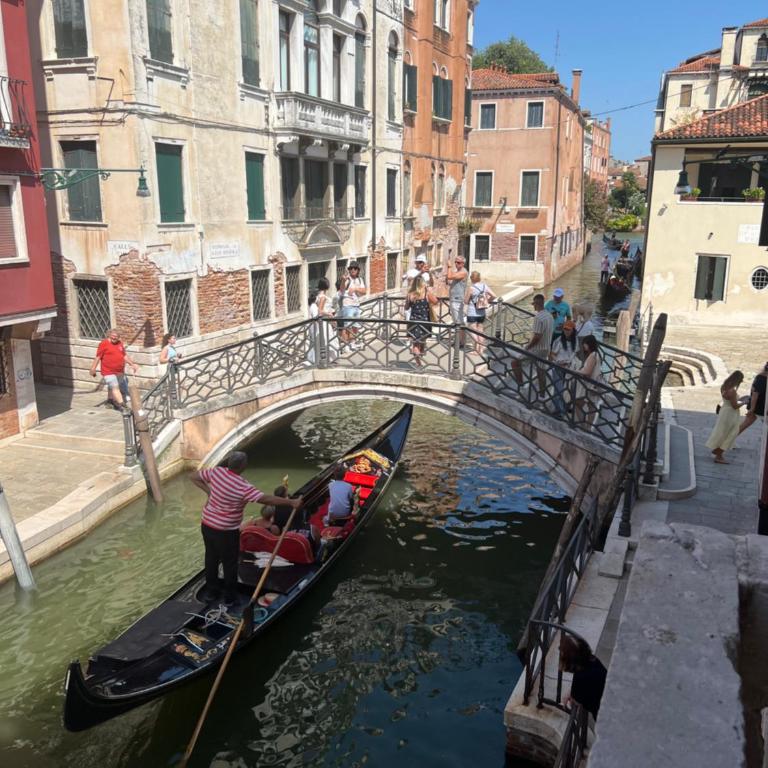 Be Mate Santa Croce - Apartment mit Balkon - 1