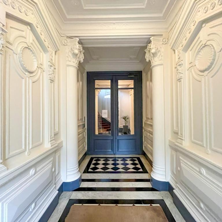  - Room #1713731301 - 34
