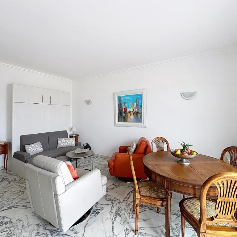 Cozy one bedroom apartment with balcony and parking - Appartement 1 Chambre avec Balcon - 10