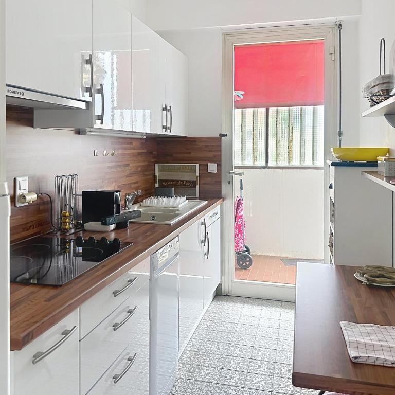 Cozy one bedroom apartment with balcony and parking - Appartement 1 Chambre avec Balcon - 13