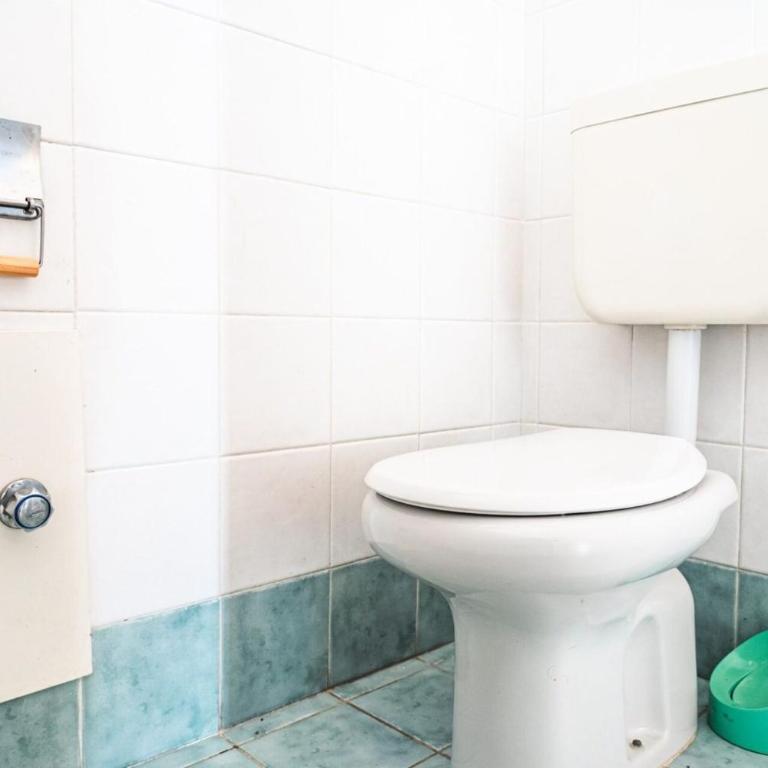 Cozy flat with pool access - Room #1713738401 - 12