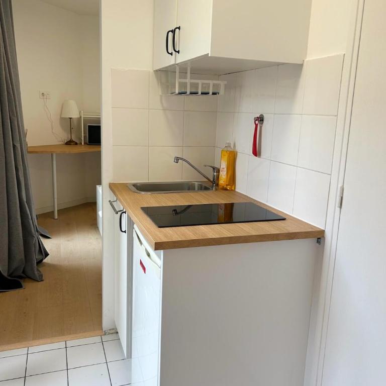  - Room #1713748801 - 1