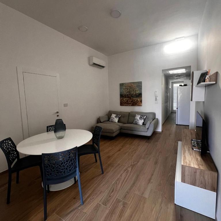 - Room #1713755301 - 5
