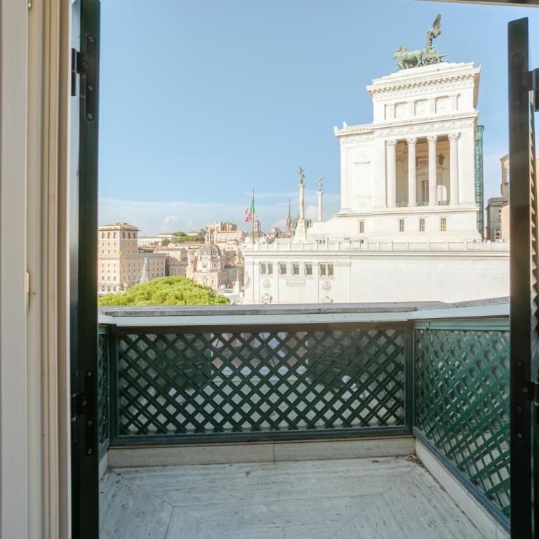 Domus 3 Badroom Piazza Venezia - Apartamento de 3 dormitorios - 45