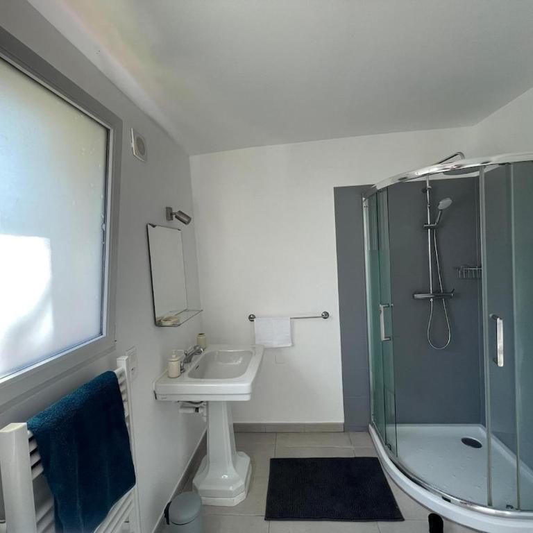 Petite maison entre la montagne et la mer ! - Maison 1 Chambre - 8
