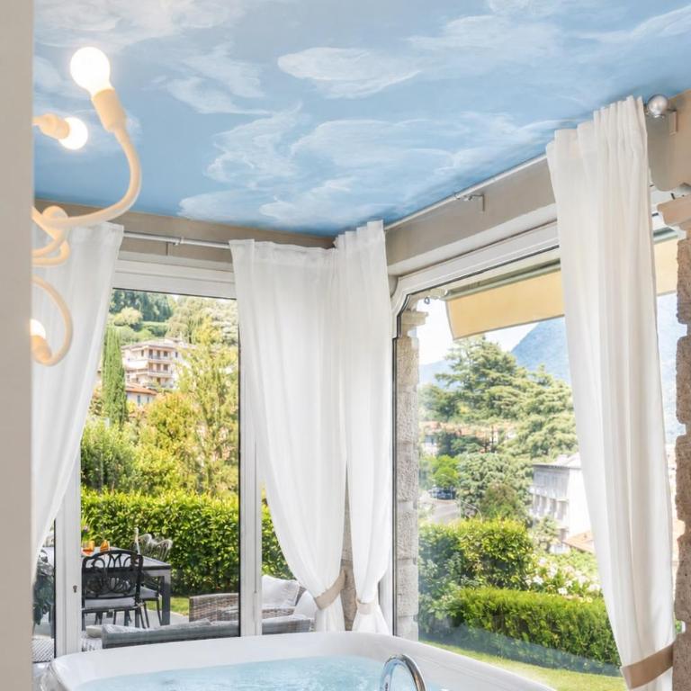  - Room #1713767601 - 28