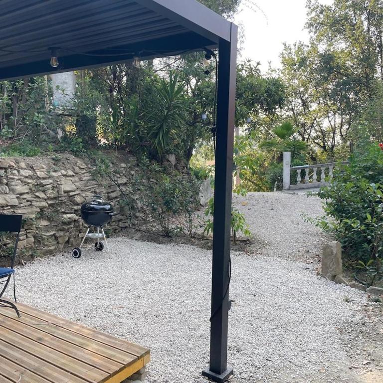 Petite maison entre la montagne et la mer ! - Maison 1 Chambre - 24