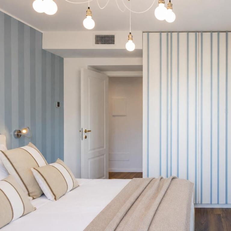  - Room #1713767601 - 30