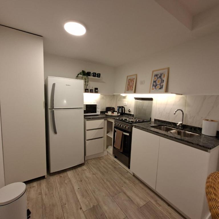 Dto Moderno monoambiete Córdoba - Room #1713779101 - 7