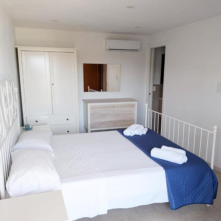  - Room #1713781401 - 4