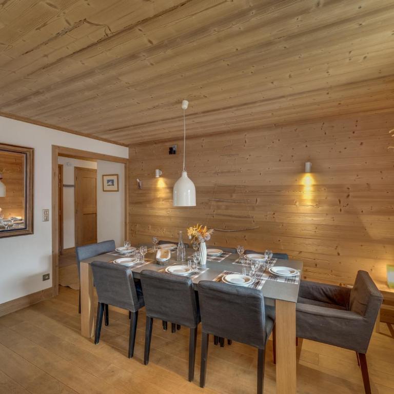 Appartement de standing, 3 chambres, balcon sud, centre de Val-d'Isère, proche pistes et commerces - Appartement 3 Chambres - 6