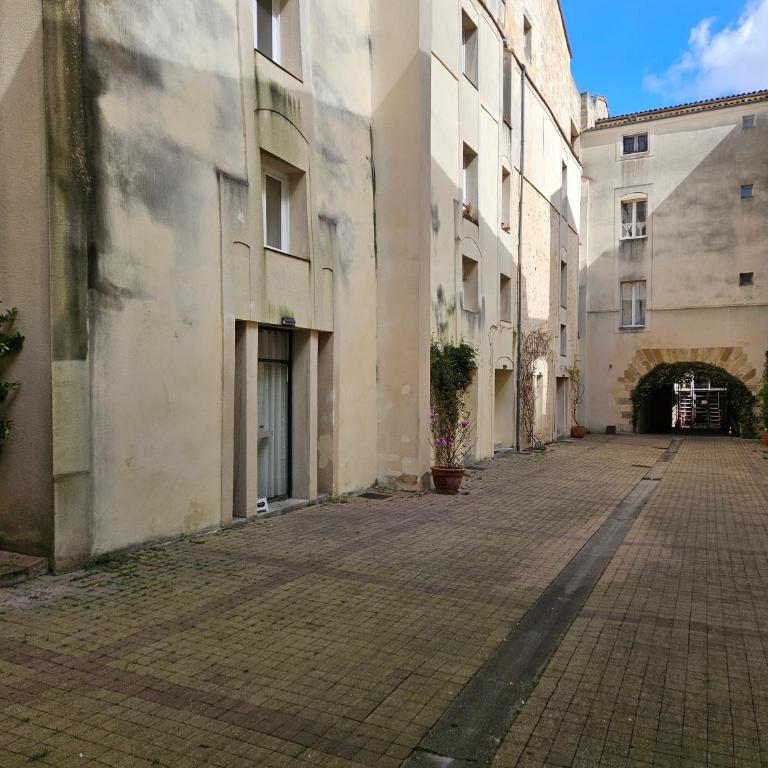 Bordeaux centre - Charmant T2 - Appartement Supérieur - Vue sur Ville - 2