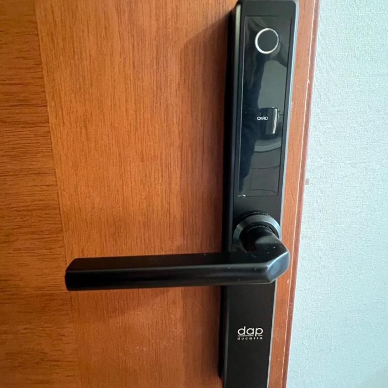  - Room #1713789101 - 7