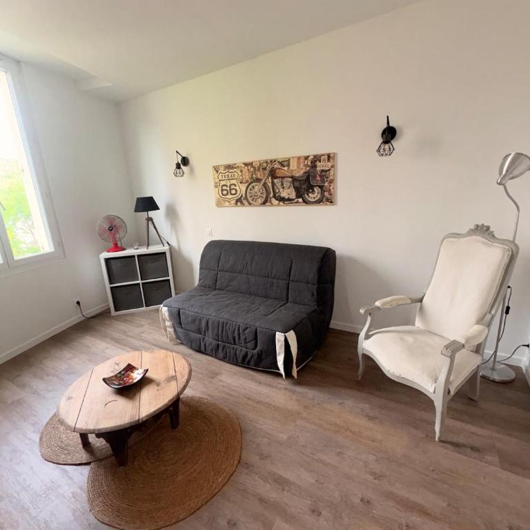 Cocon calme et parking gratuit - proche centre - Appartement 1 Chambre - 8