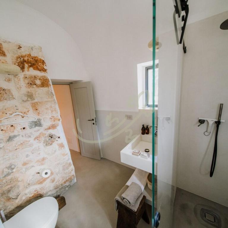  - Room #1713792701 - 8